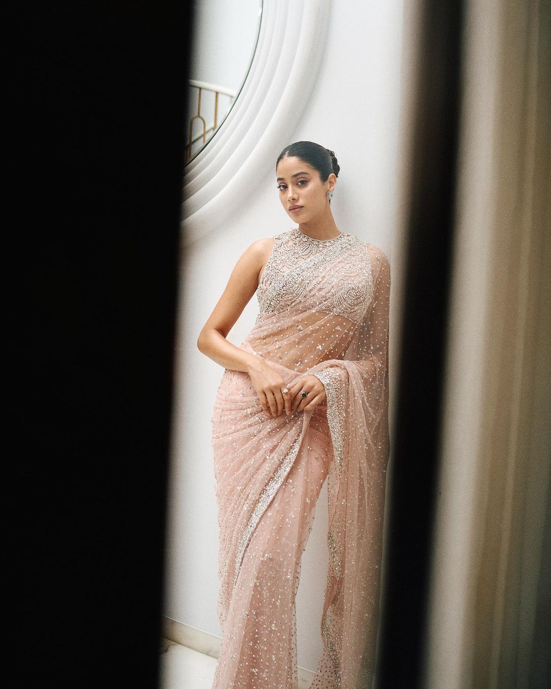 Janhvi Kapoor Stunning Latest Saree Photoshoot Gallery