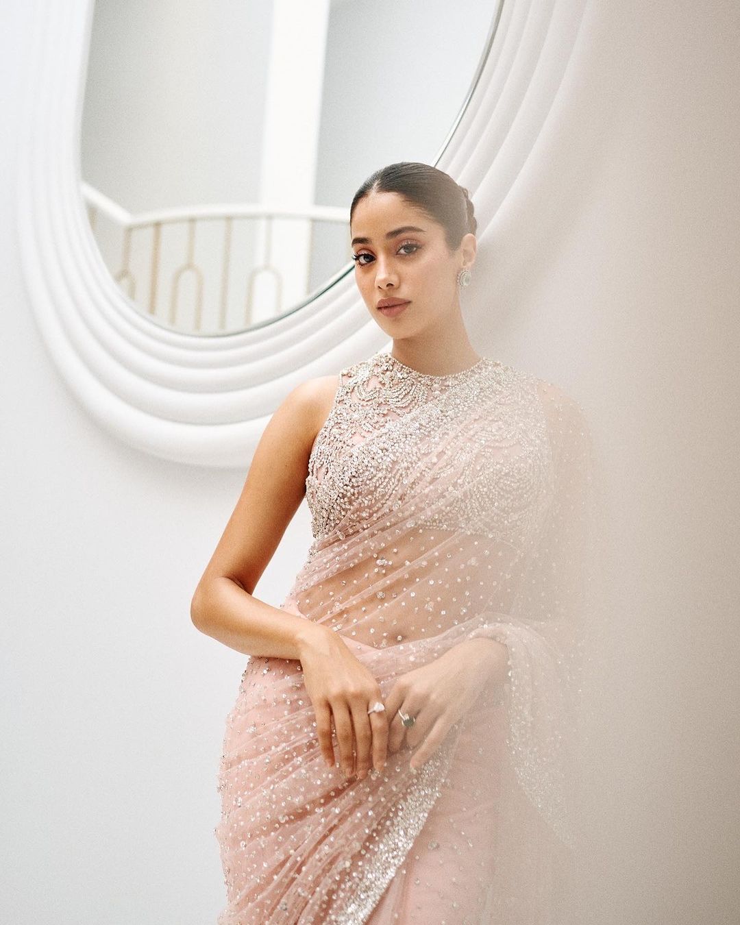 Janhvi Kapoor Stunning Latest Saree Photoshoot Gallery