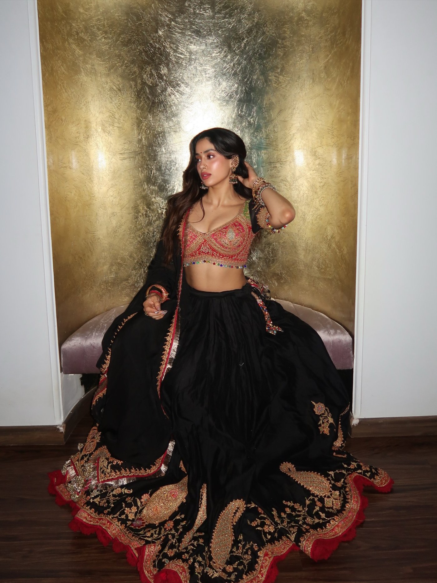 Black Velvet Magic: Janhvi Kapoor Owns the Regal Indian Aesthetic