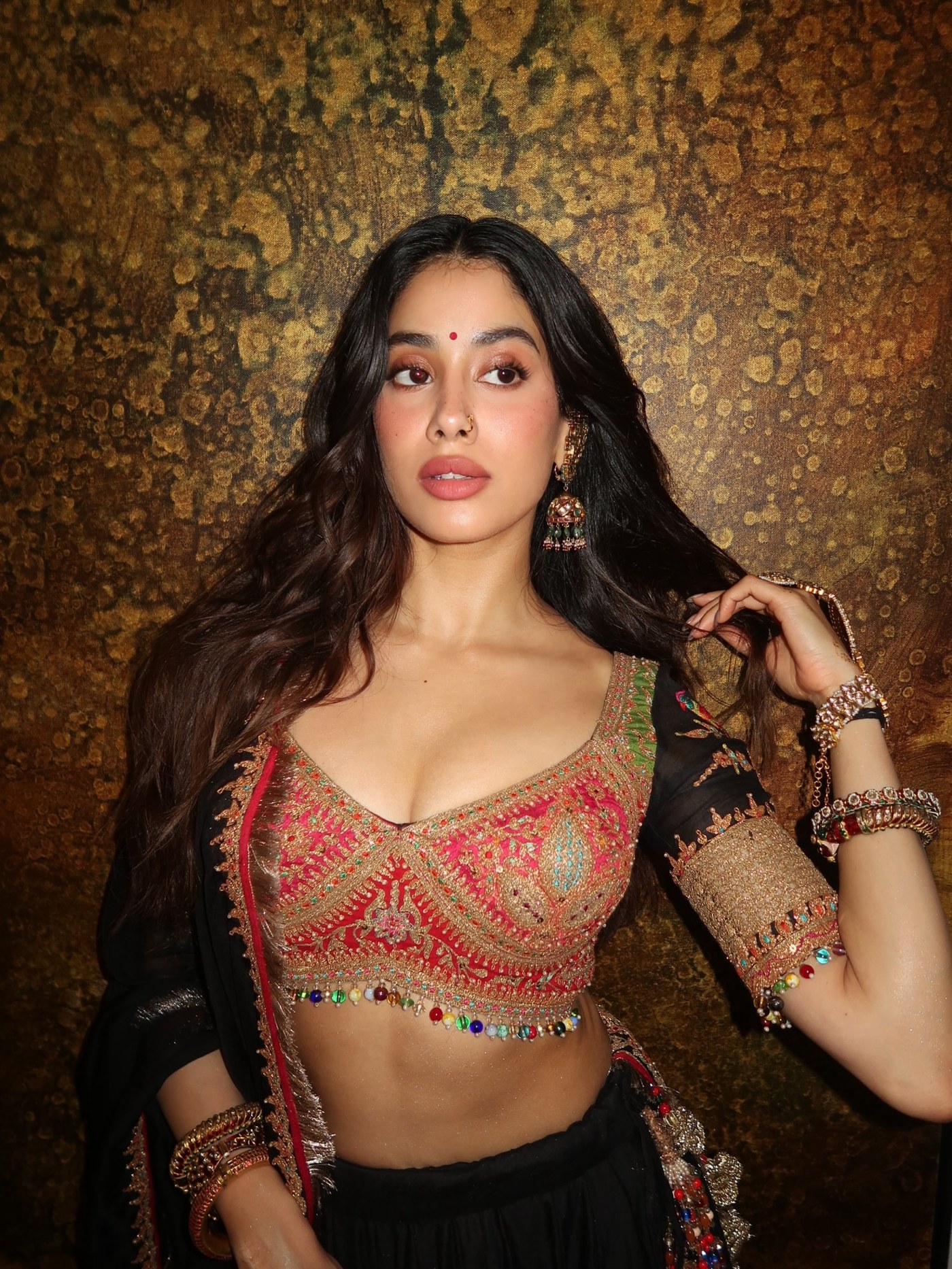 Black Velvet Magic: Janhvi Kapoor Owns the Regal Indian Aesthetic