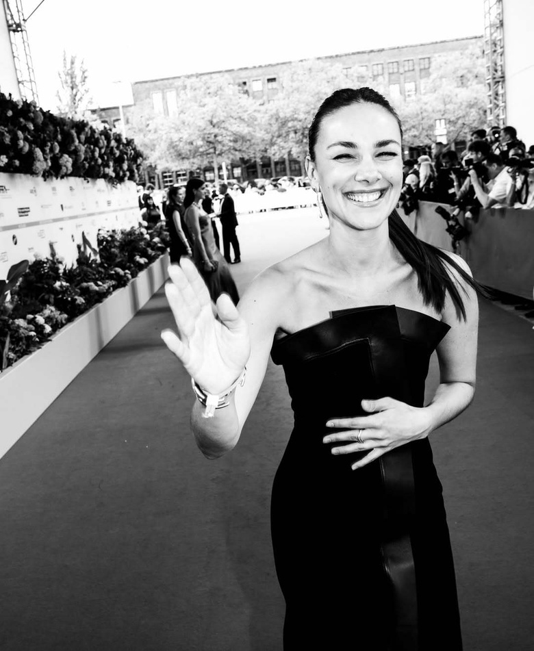Janina Uhse Steals the Show at Berlin's Prestigious Film Gala!