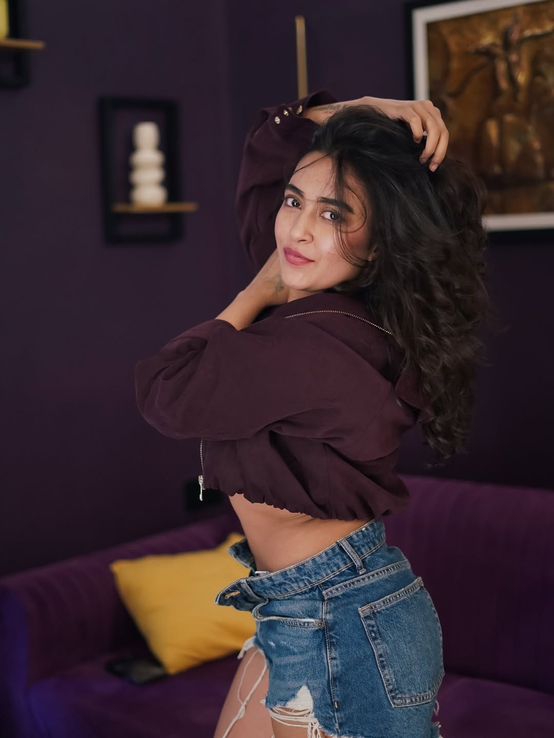 Jinal Joshi's Edgy Glam Fashion Masterclass Inspiring Bollywood Style