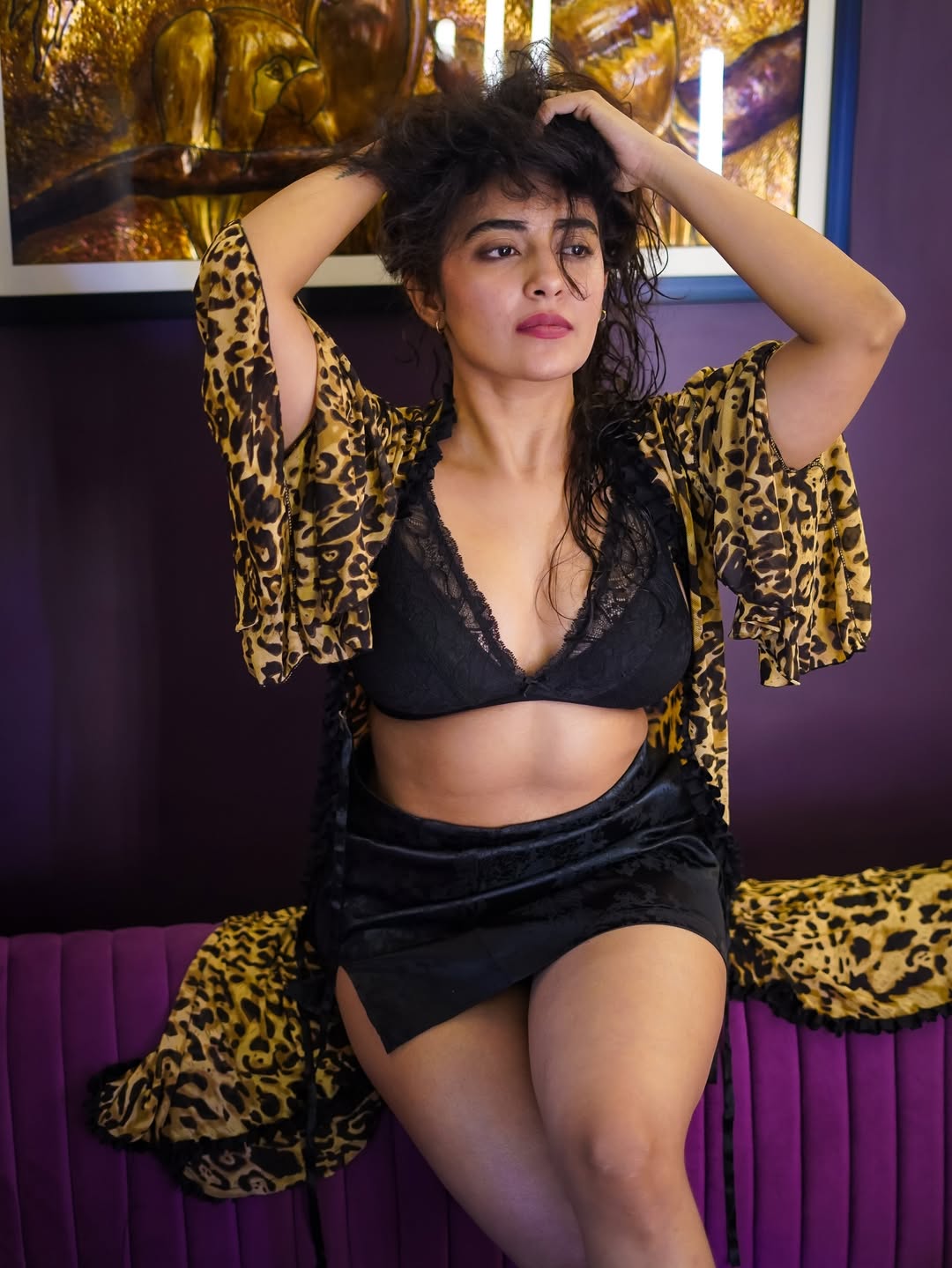 Jinal Joshi's Leopard Kimono and Black Lace Outfit: Bold Glamour Redefined