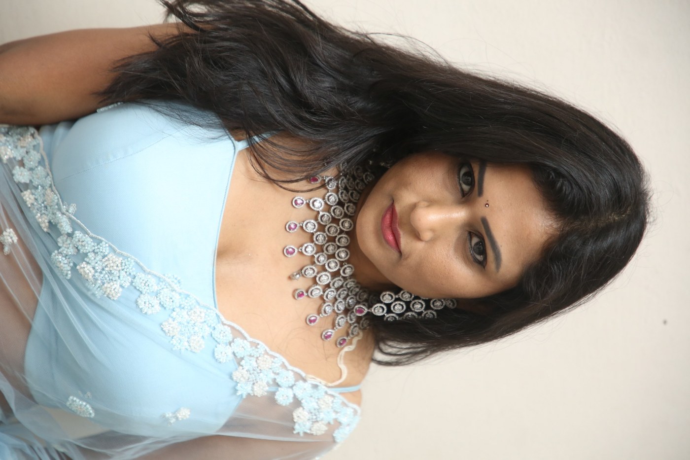 Jo Sharma Latest Photos HD Stills & Exclusive Bollywood Looks