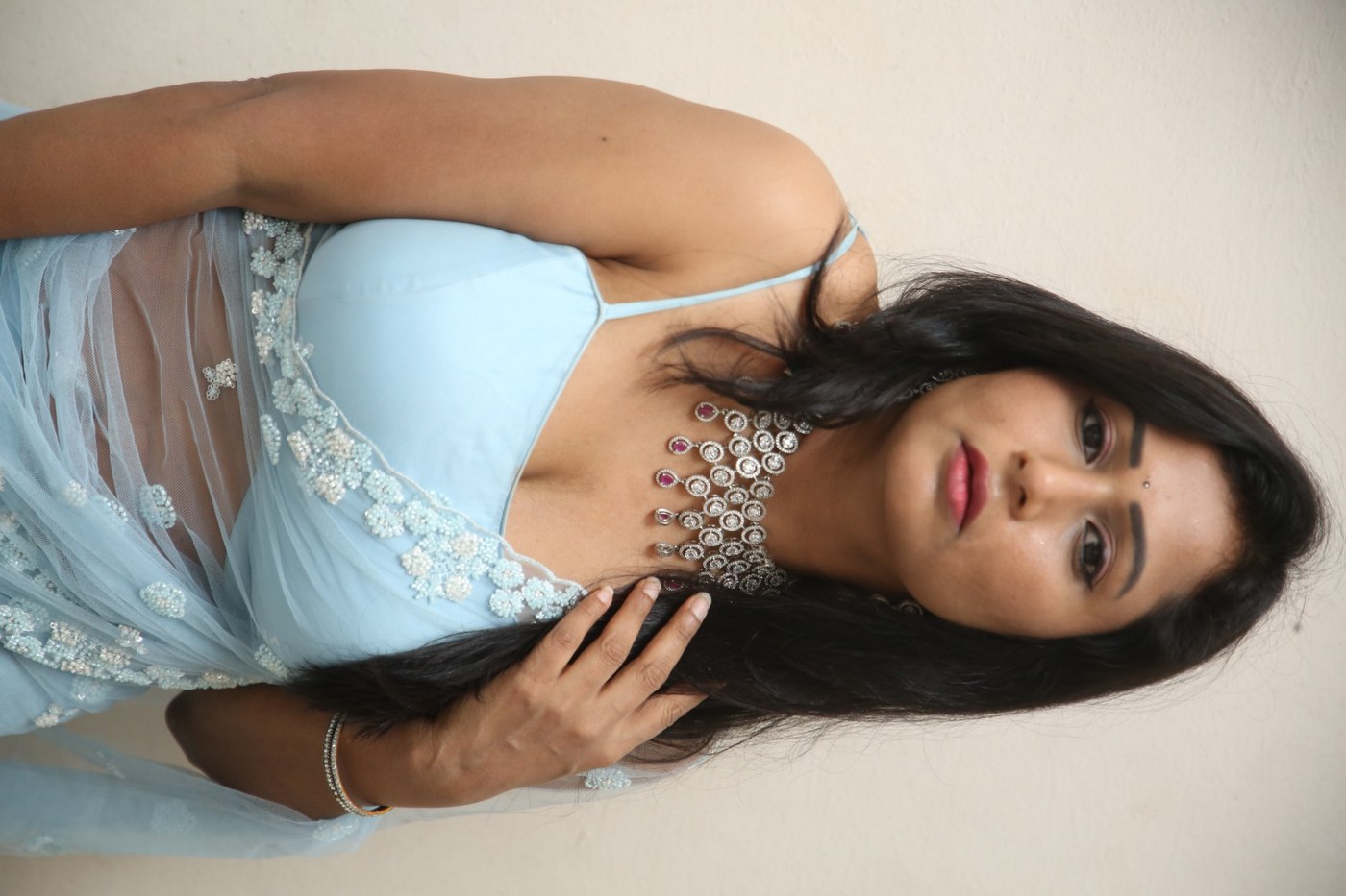 Jo Sharma Latest Photos HD Stills & Exclusive Bollywood Looks