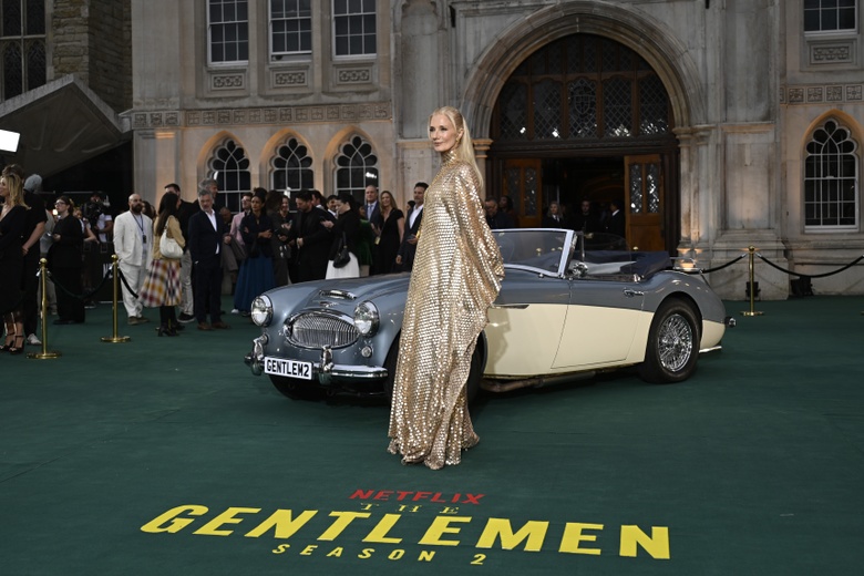 Joely Richardson Radiates Glamour at World Premiere Event
