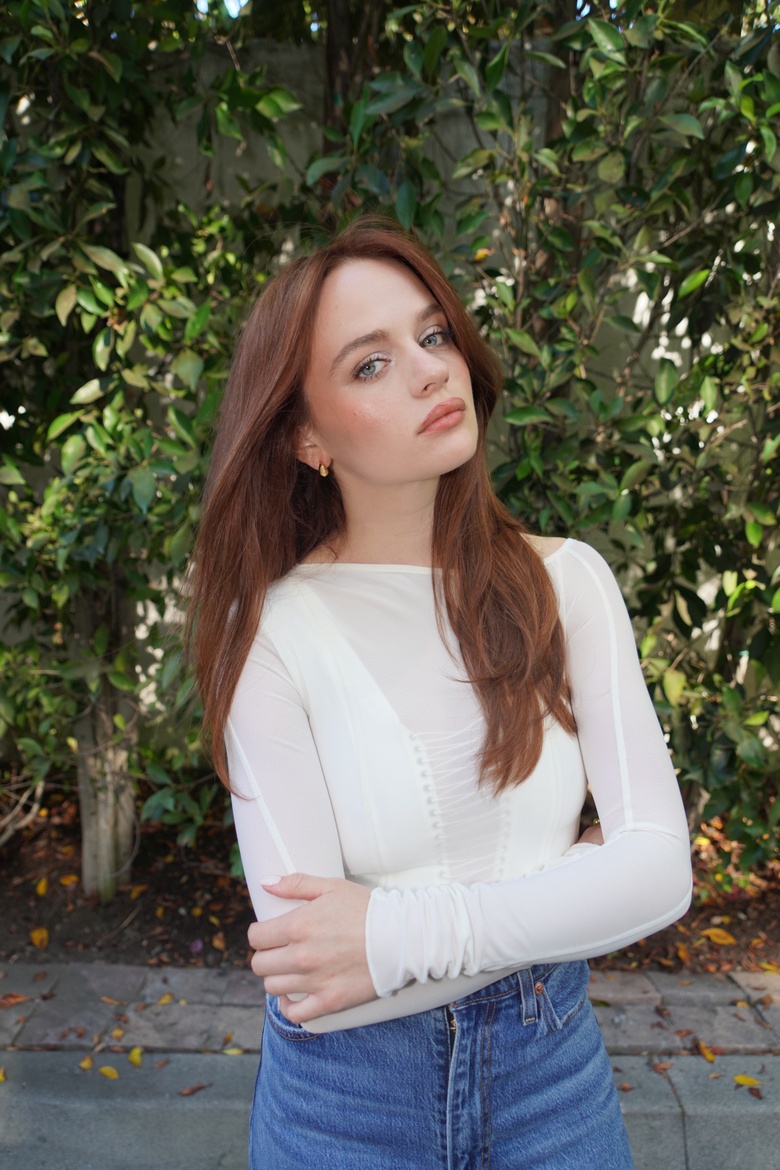 Joey King's Effortlessly Glamorous Day Out in Los Feliz