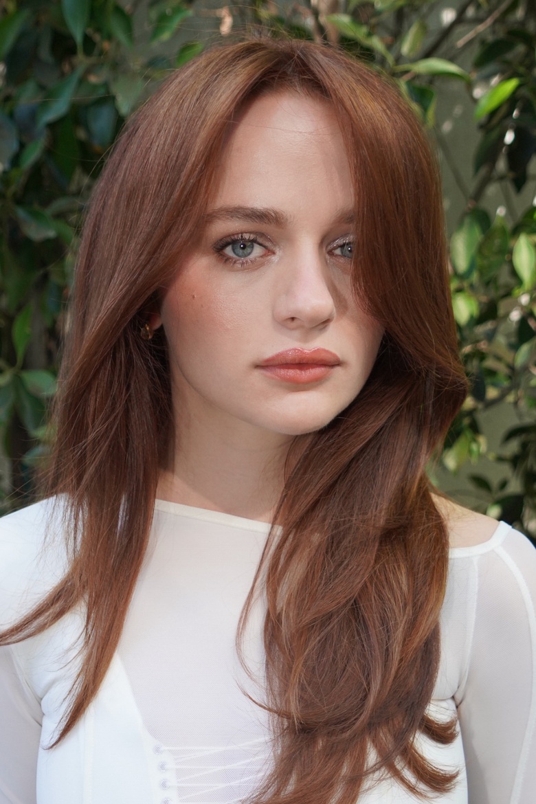 Joey King's Effortlessly Glamorous Day Out in Los Feliz