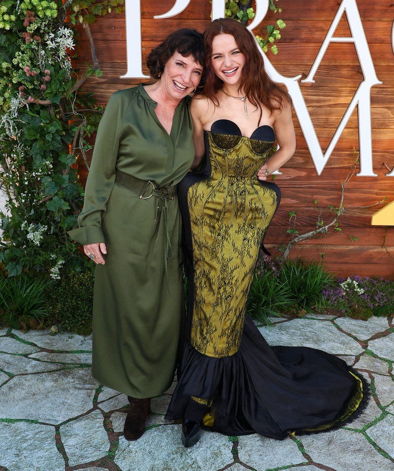Joey King Radiates Effortless Charm at LA Film Premiere