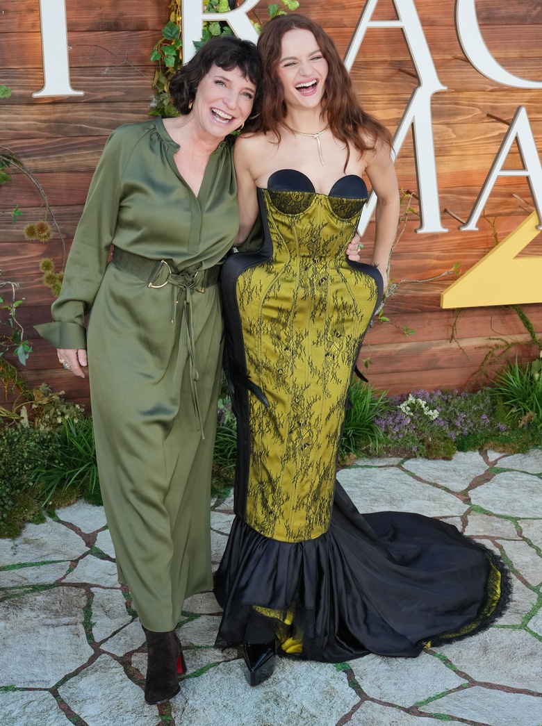 Joey King Radiates Effortless Charm at LA Film Premiere