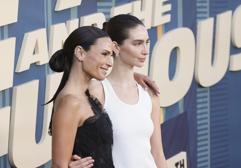 Jordana Brewster Shines at Hollywood Gala, Looking Effortlessly Chic and Radiant