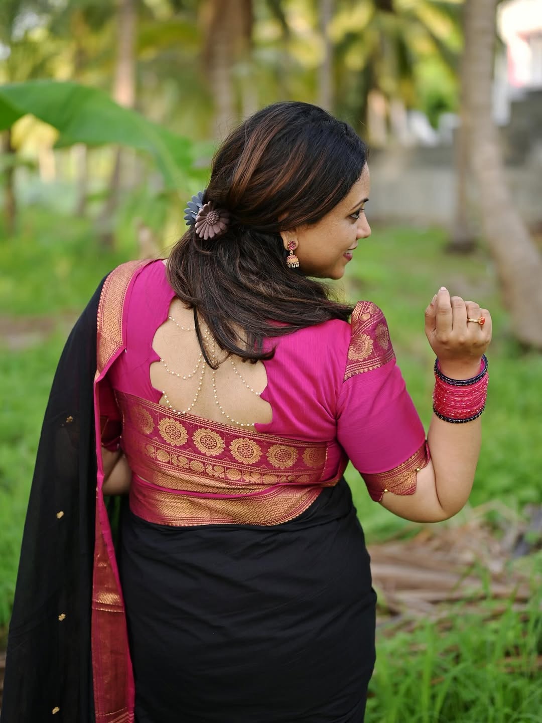 Joy Crizilda's Stunning Saree Looks: A Visual Feast