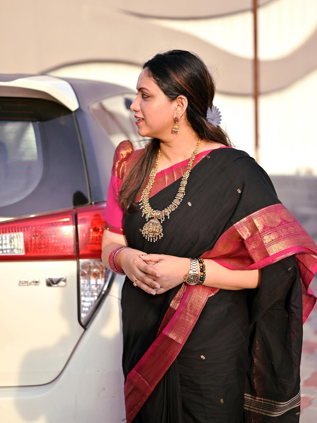 Joy Crizilda's Stunning Saree Looks: A Visual Feast