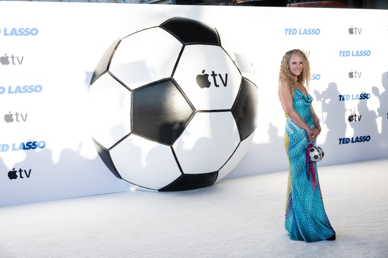 Juno Temple Glows Brightly at Major Hollywood Events