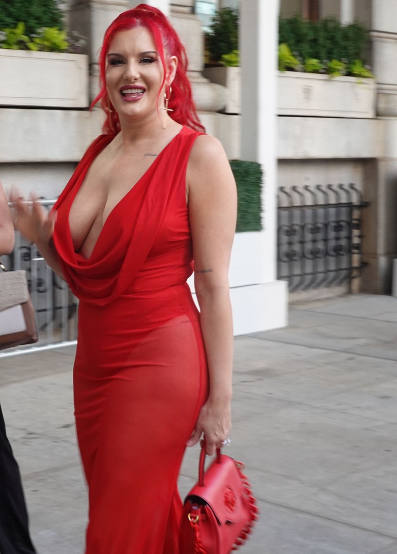 Justina Valentine Radiates Glamour at Hollywood's Biggest Events