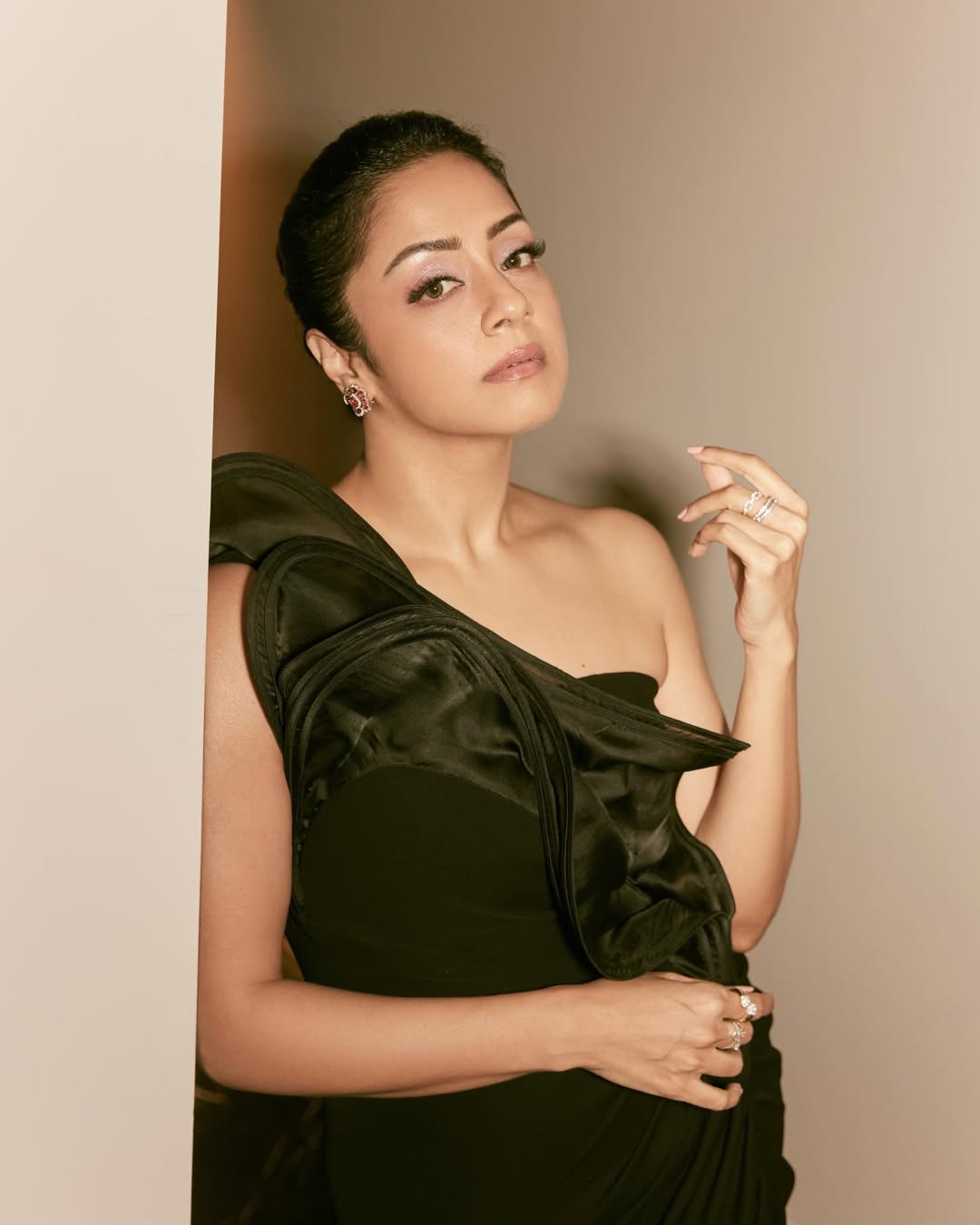 Jyotika Teases New OTT Project with Stunning Swag Pics