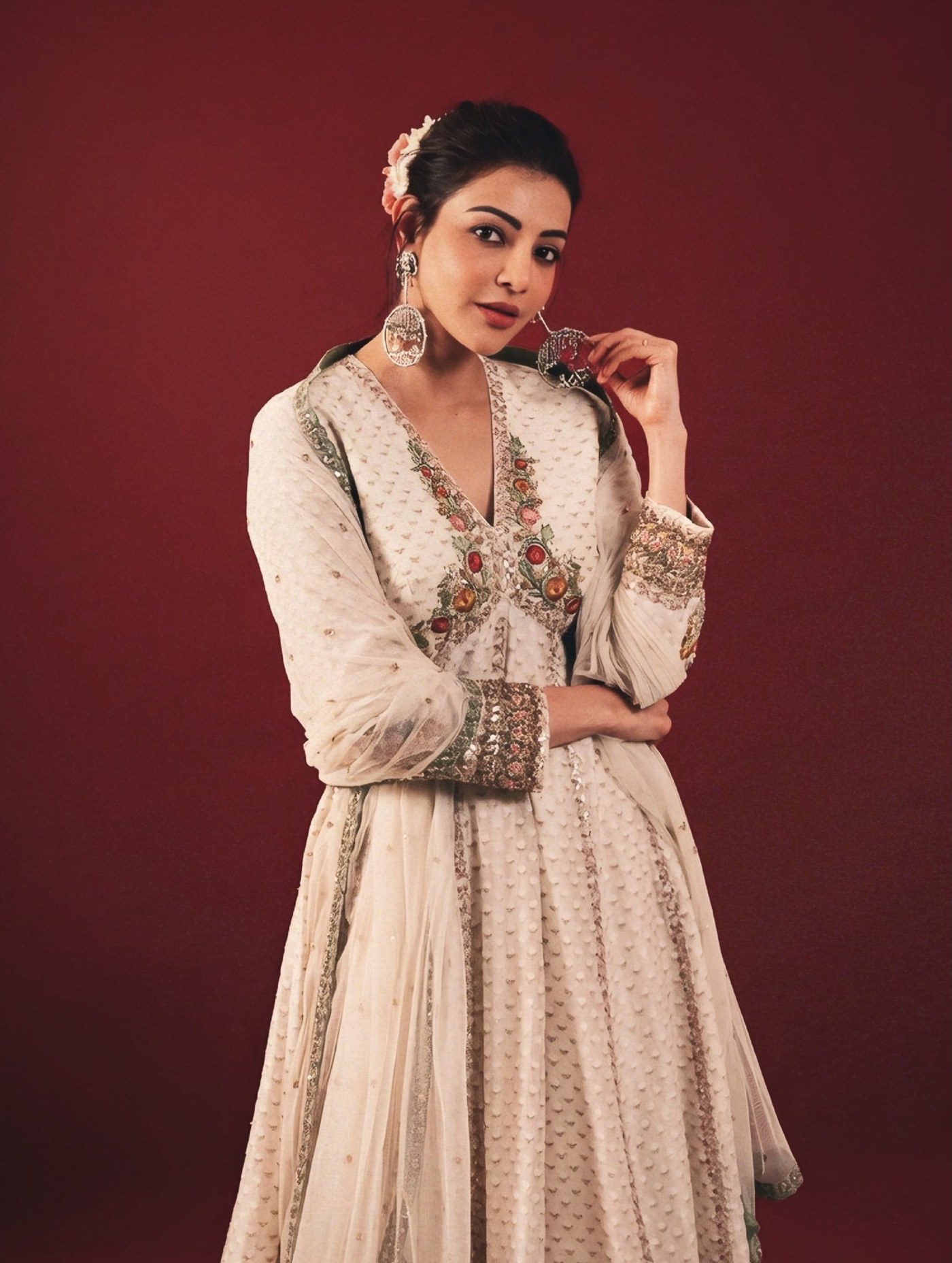 Kajal Aggarwal's Regal Ethnic Glow Defines Festive Fashion Excellence