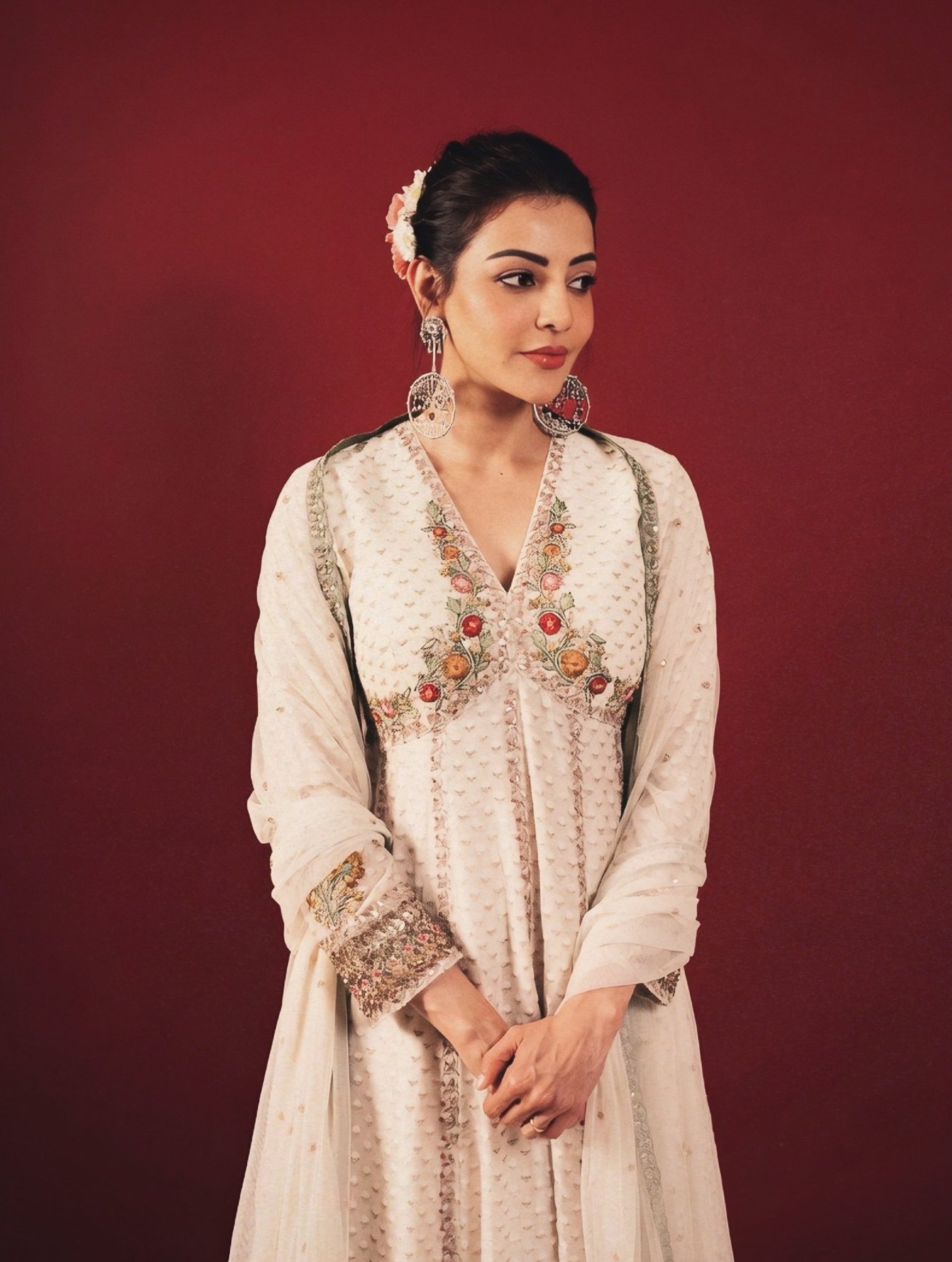 Kajal Aggarwal's Regal Ethnic Glow Defines Festive Fashion Excellence