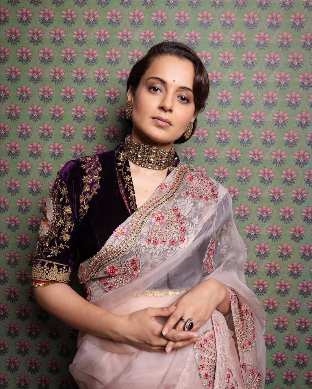 Kangana Ranaut's Stunning Ensemble: A Royal Collection