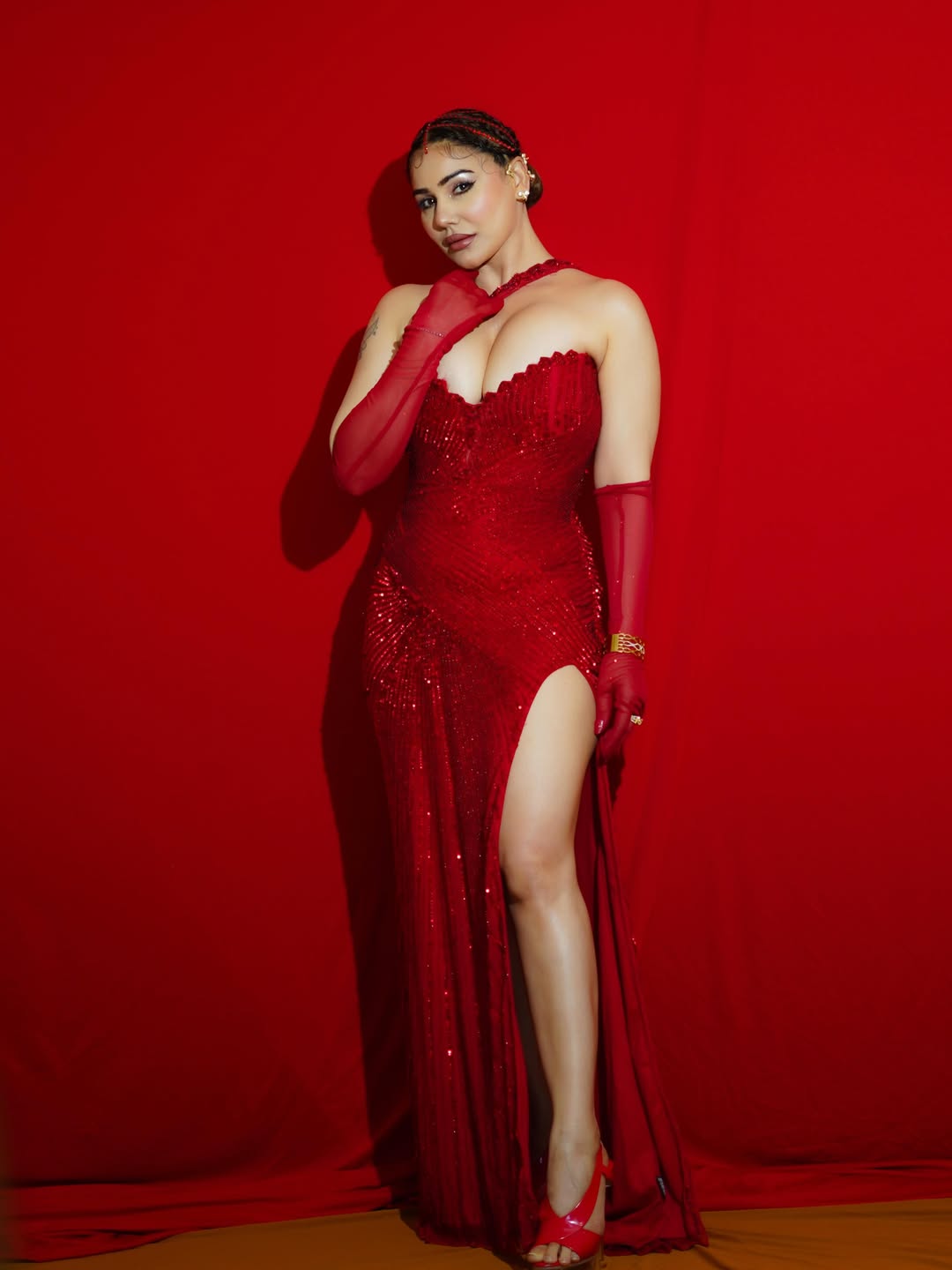 Kangna Sharma Dazzles in Red: The Epitome of Modern bollywood Glamour!