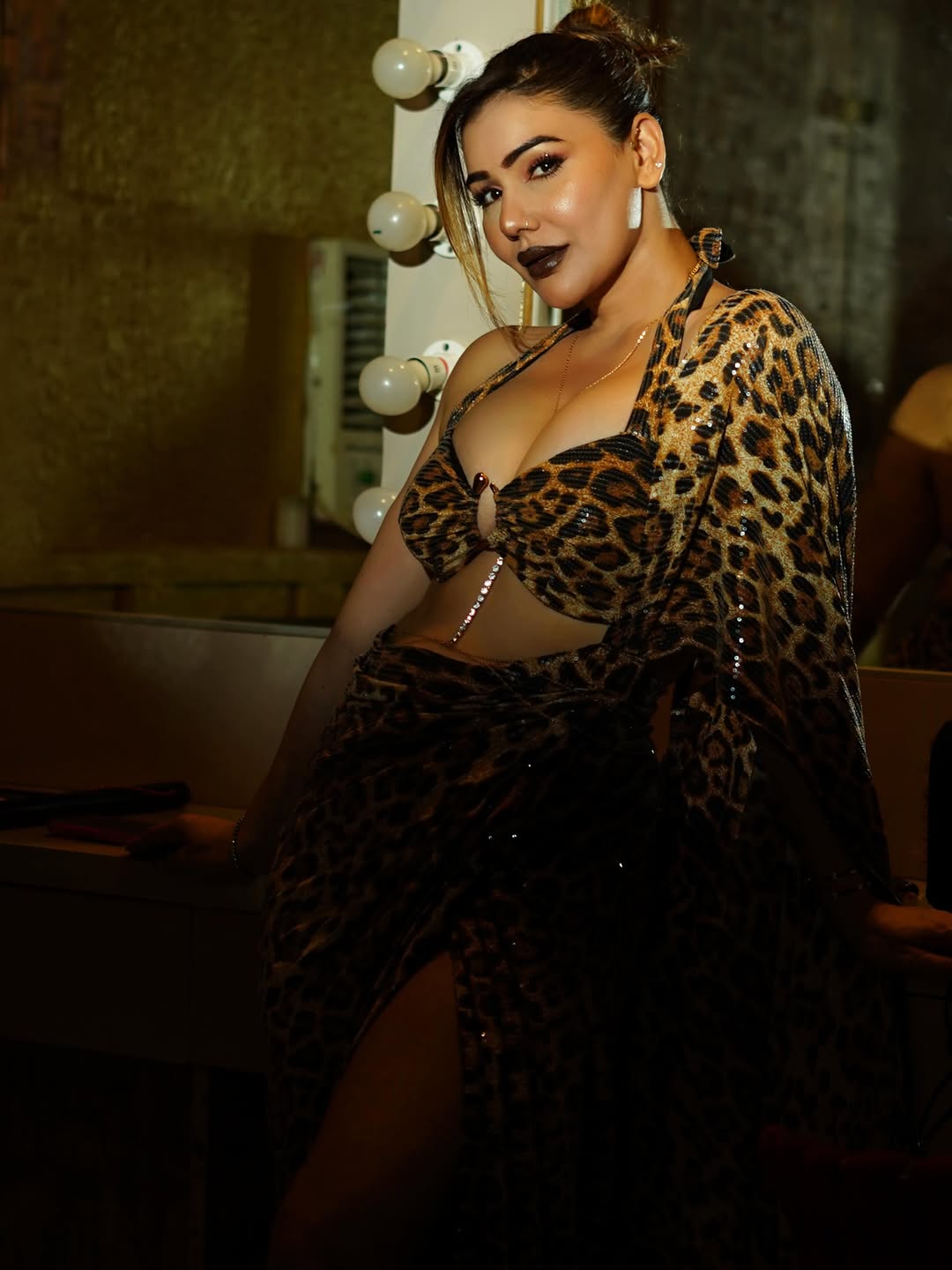 Kangna Sharma's Stunning Look Captures Viral Attention