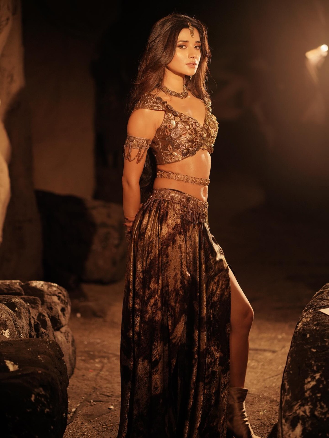 Kanika Mann Owns the Spotlight with Playful Diva Attitude