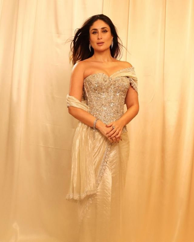 Kareena's Evening Shine in Shimmering Crystals!