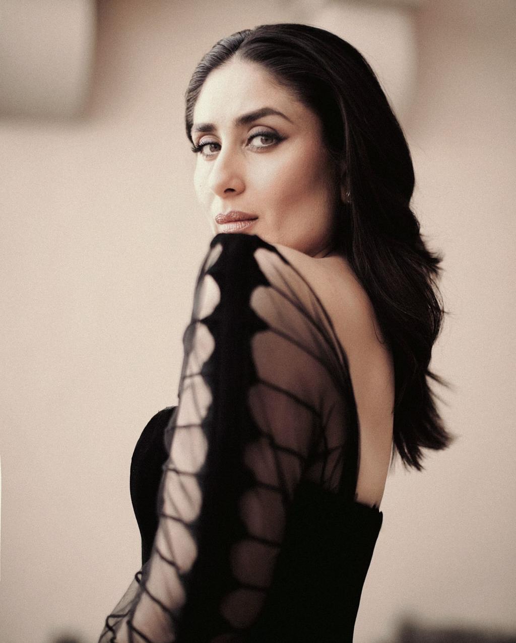 Kareena's Evening Shine in Shimmering Crystals!
