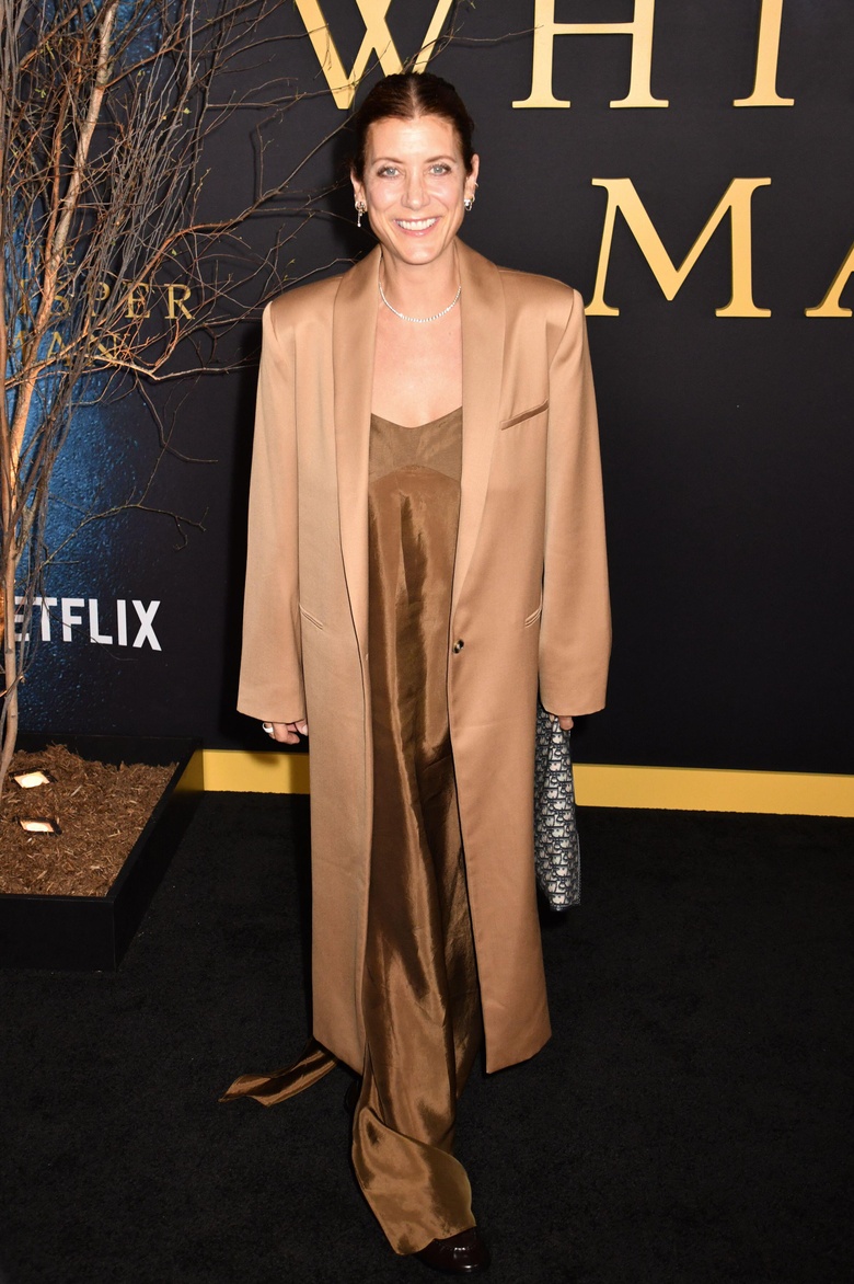 Kate Walsh Radiates Hollywood Glamour at Major Film Premiere