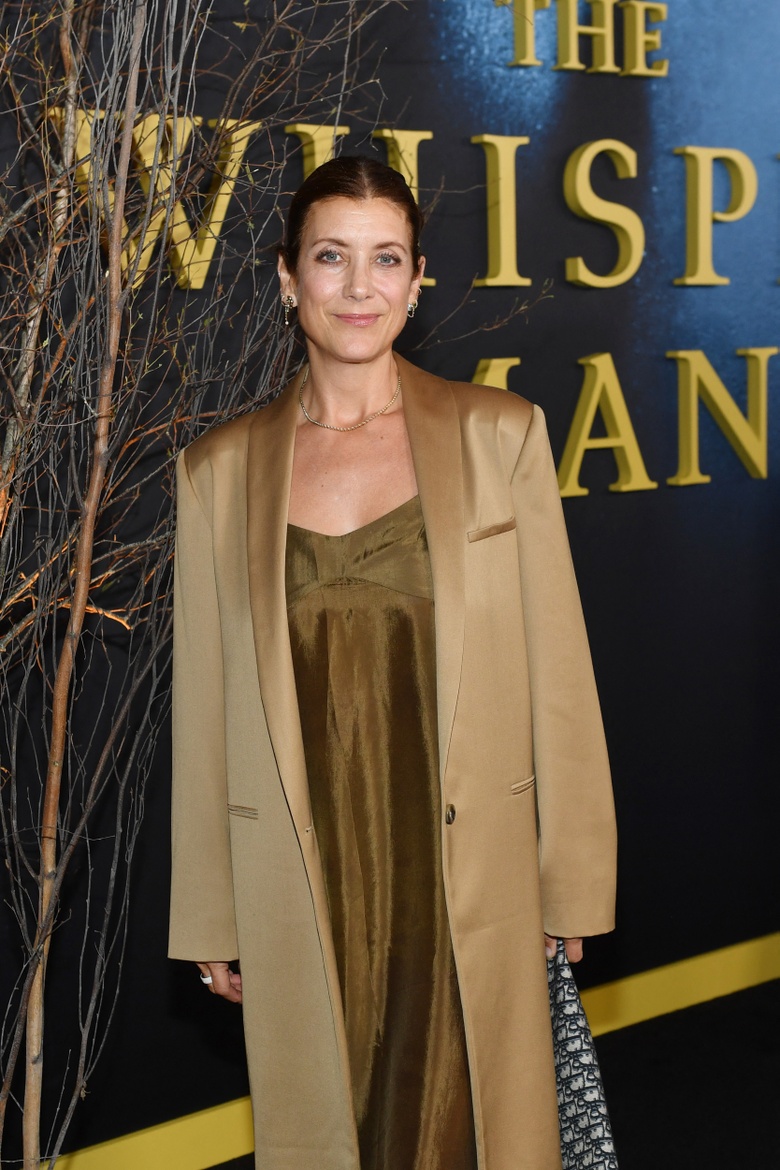 Kate Walsh Radiates Hollywood Glamour at Major Film Premiere