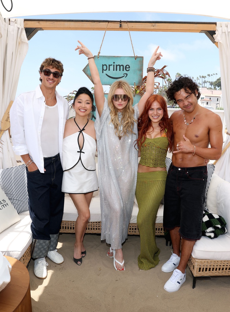 Kathryn Newton's Effortless Chic Style Steals the Spotlight