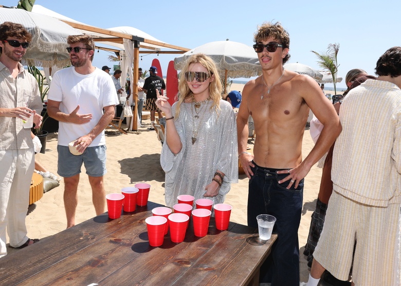 Kathryn Newton's Effortless Chic Style Steals the Spotlight