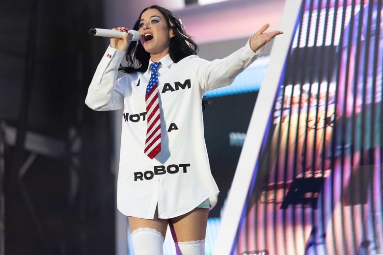 Katy Perry’s Radiant Style Steals the Show at Grand Events