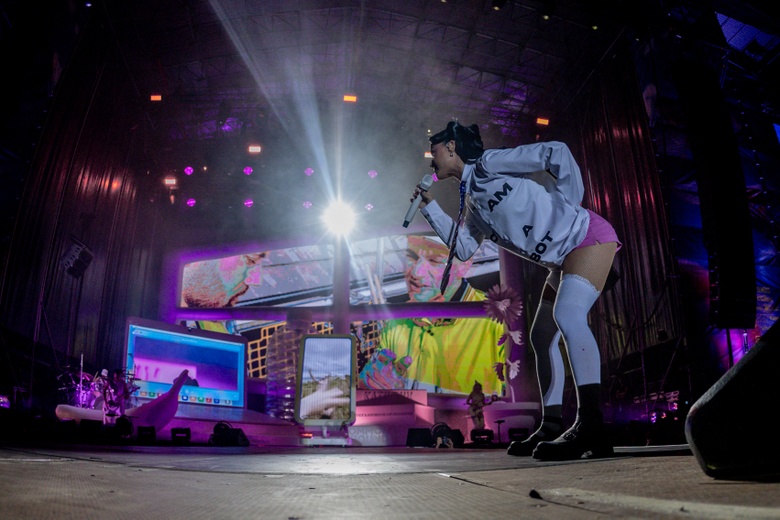From Paris to PRIDE: Katy Perry’s Electrifying Global Star Power!