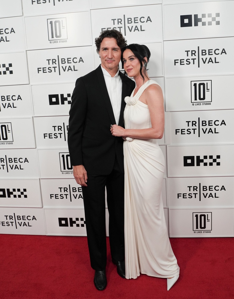 Katy Perry's Radiant Moment at the Tribeca Festival Premiere!