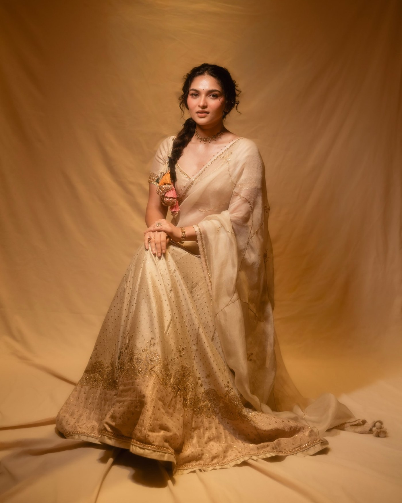 Kayadu Lohar Redefines Tradition: The Art of the Modern Saree