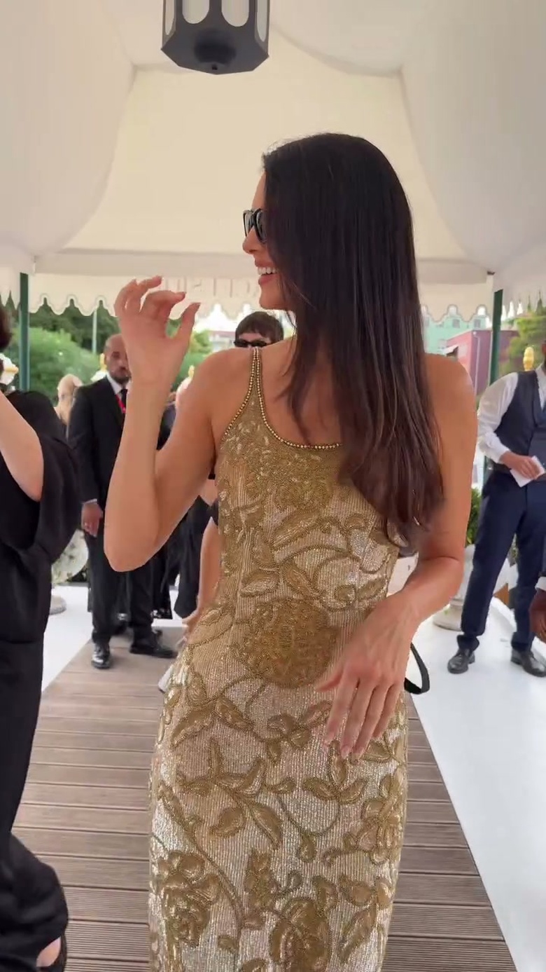 Kendall Jenner's Effortlessly Chic Look Steals the Spotlight