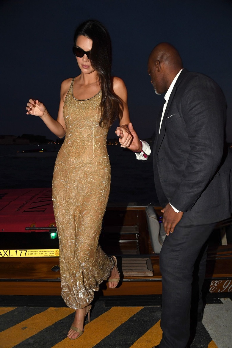 Kendall Jenner’s Effortless Chic Shine at the Venice Film Festival