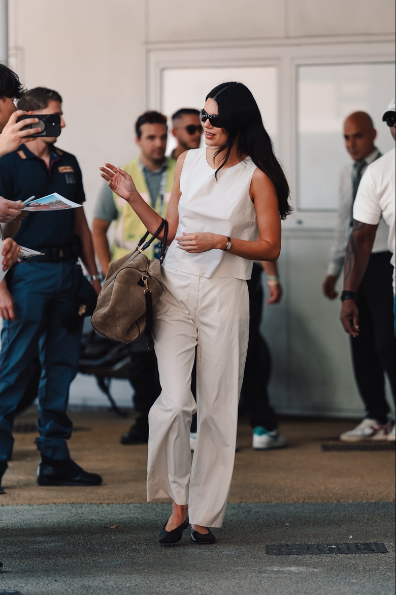 Kendall Jenner Captures Effortless Chic at Milan Fashion Week