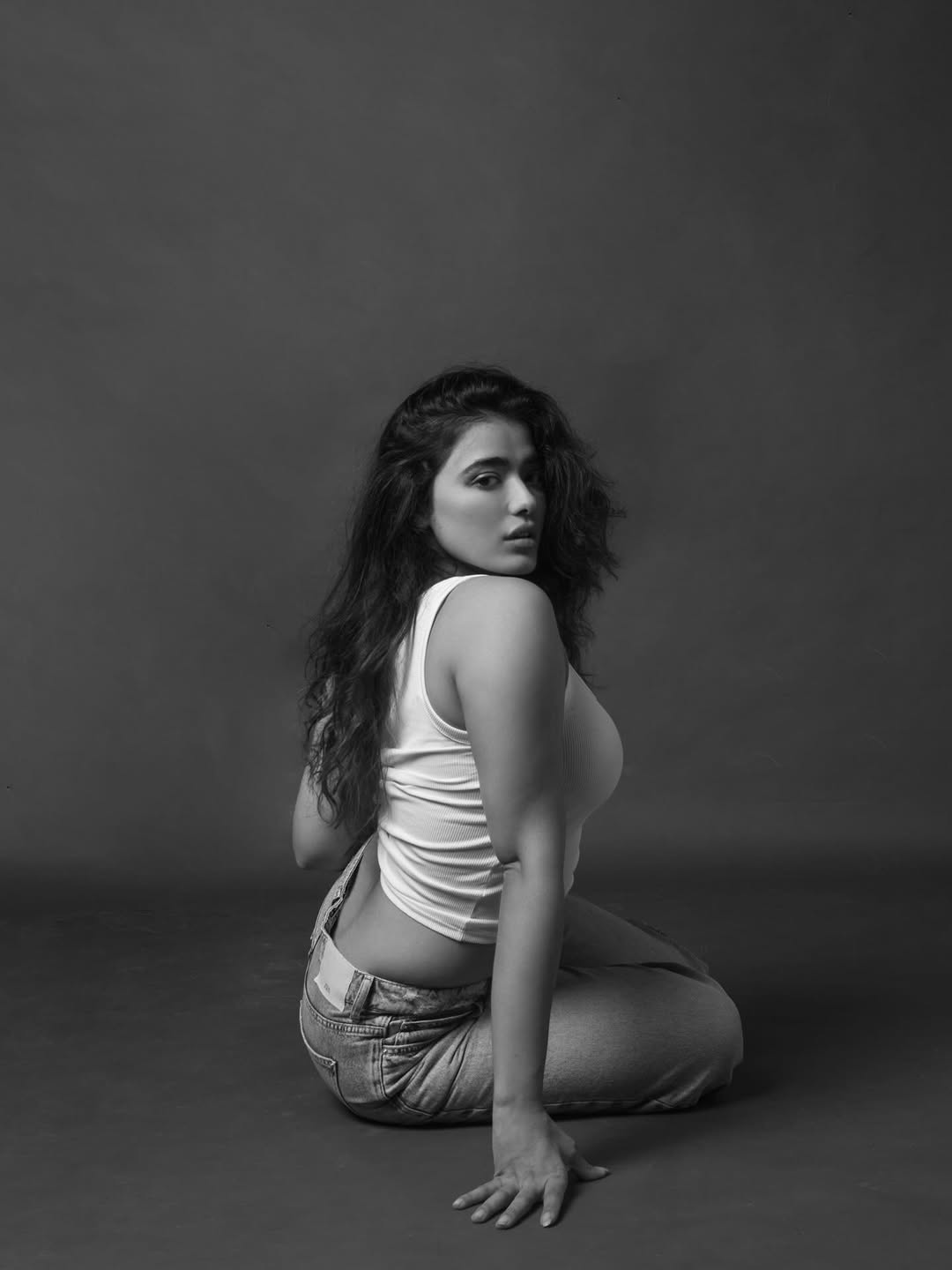 Ketika Sharma Glamour Photos Black and White Stunning Looks