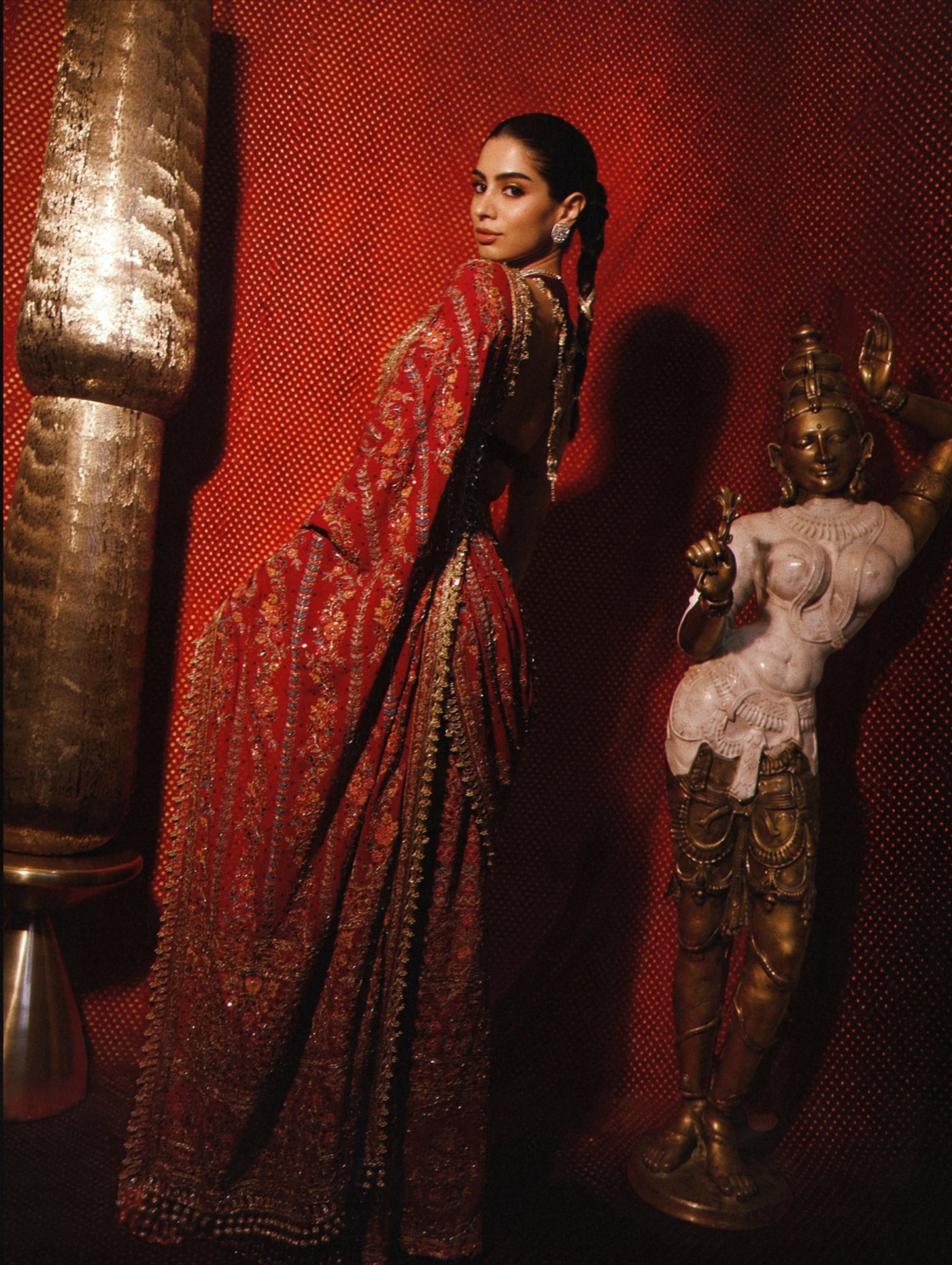 Khushi Kapoor's Festive Statement in Manish Malhotra Couture