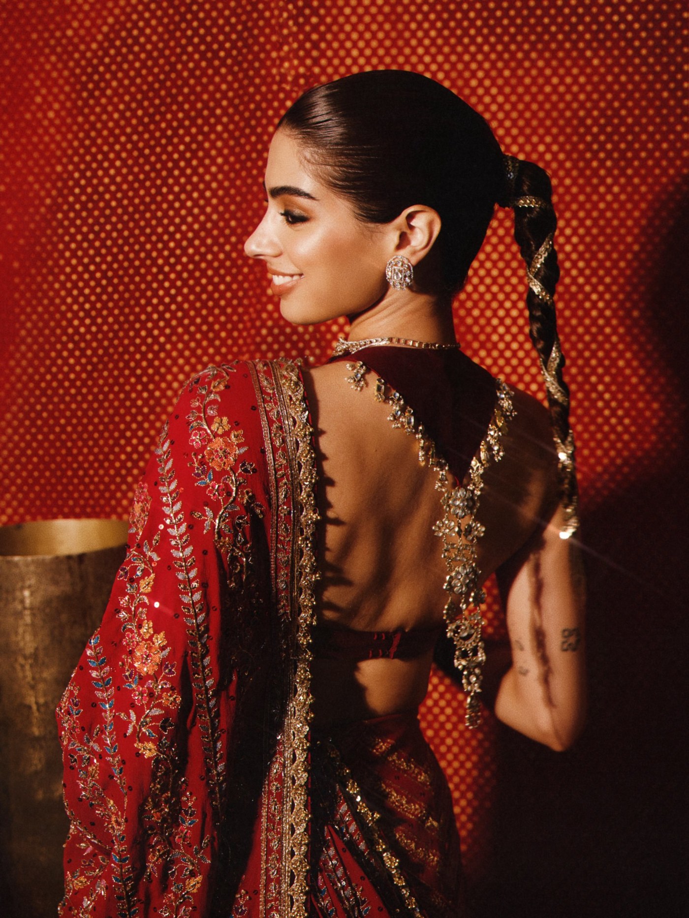 Khushi Kapoor's Festive Statement in Manish Malhotra Couture