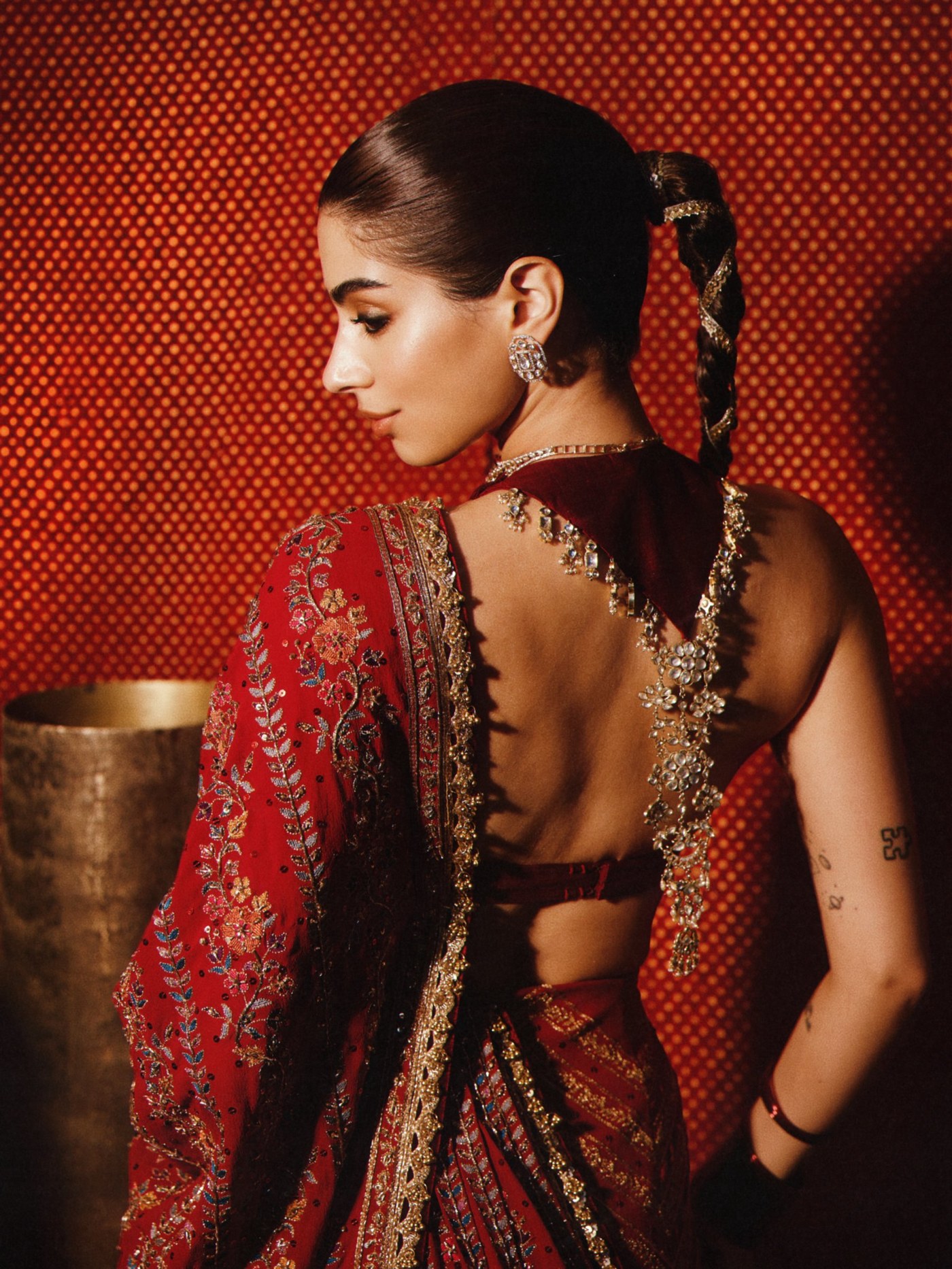 Khushi Kapoor's Festive Statement in Manish Malhotra Couture