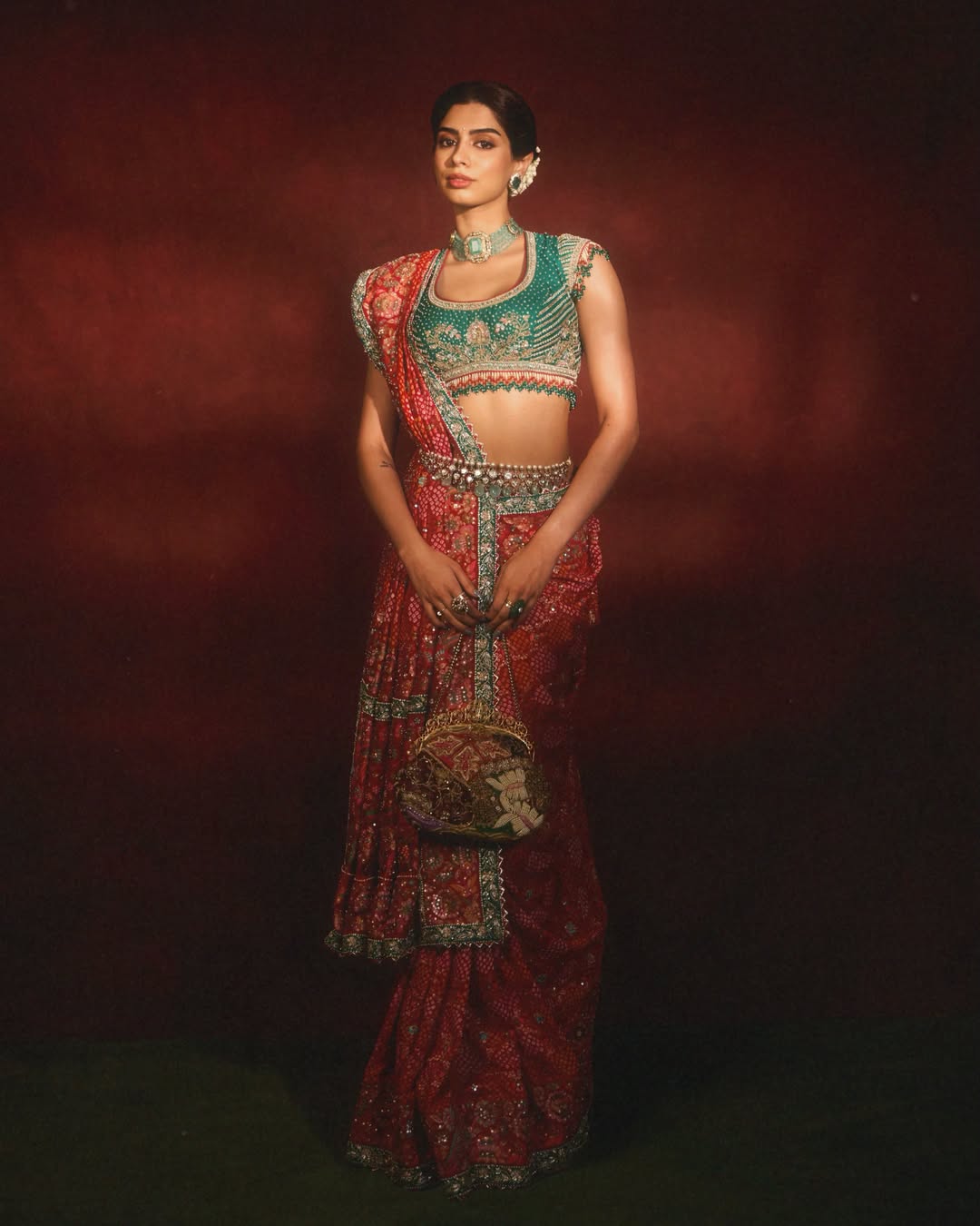 Khushi Kapoor Brings Regal Radiance in Stunning Traditional Lehenga Look