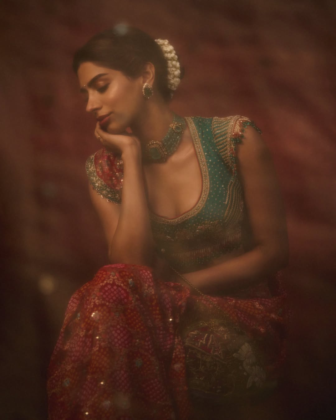 Khushi Kapoor Brings Regal Radiance in Stunning Traditional Lehenga Look