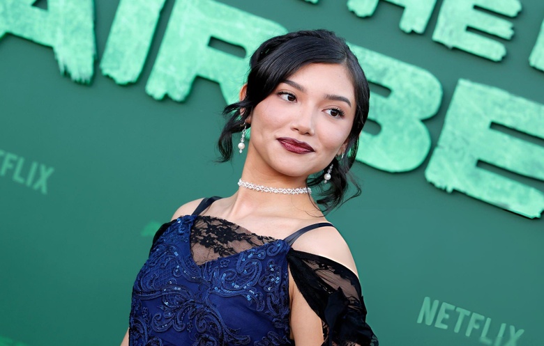 Kiawentiio Steals the Show! Obsessed with This Stunning Red Carpet Look