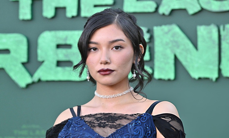 Kiawentiio Steals the Show! Obsessed with This Stunning Red Carpet Look