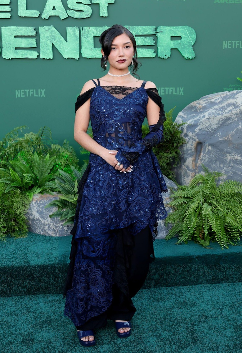 Kiawentiio Steals the Show! Obsessed with This Stunning Red Carpet Look