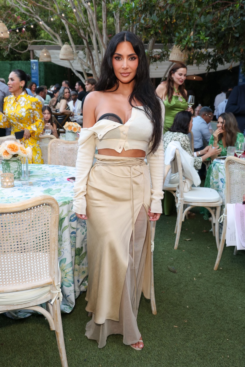 Kim Kardashian Captures the Spotlight at Hollywood's Elite Soiree