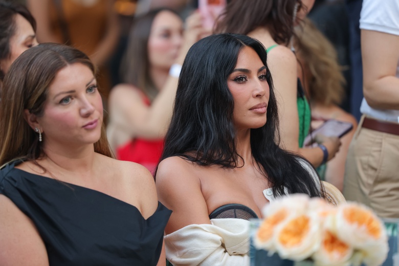 Kim Kardashian Captures the Spotlight at Hollywood's Elite Soiree